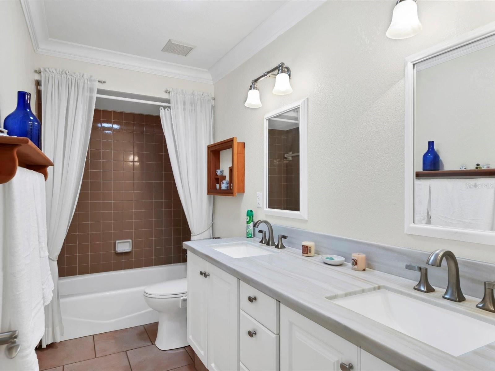 Image 27 of 67 For 4708 Hidden River Road