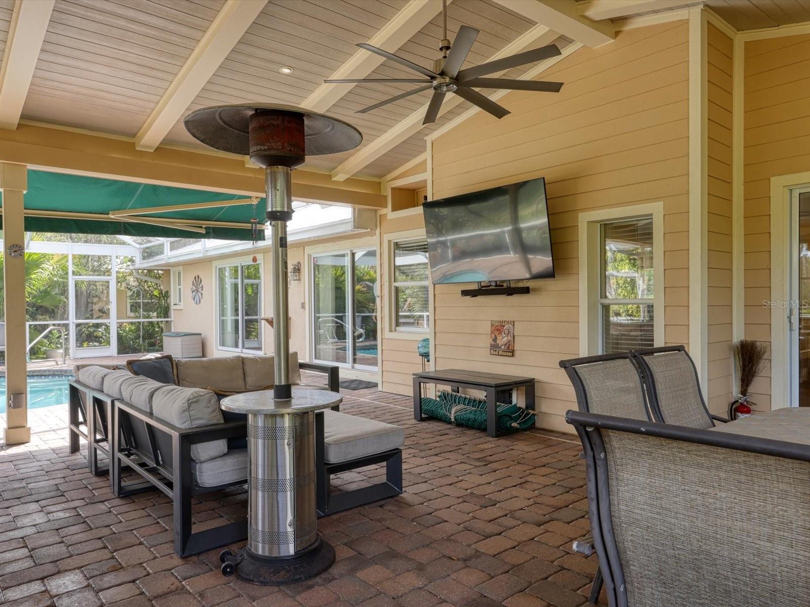 Image 30 of 67 For 4708 Hidden River Road