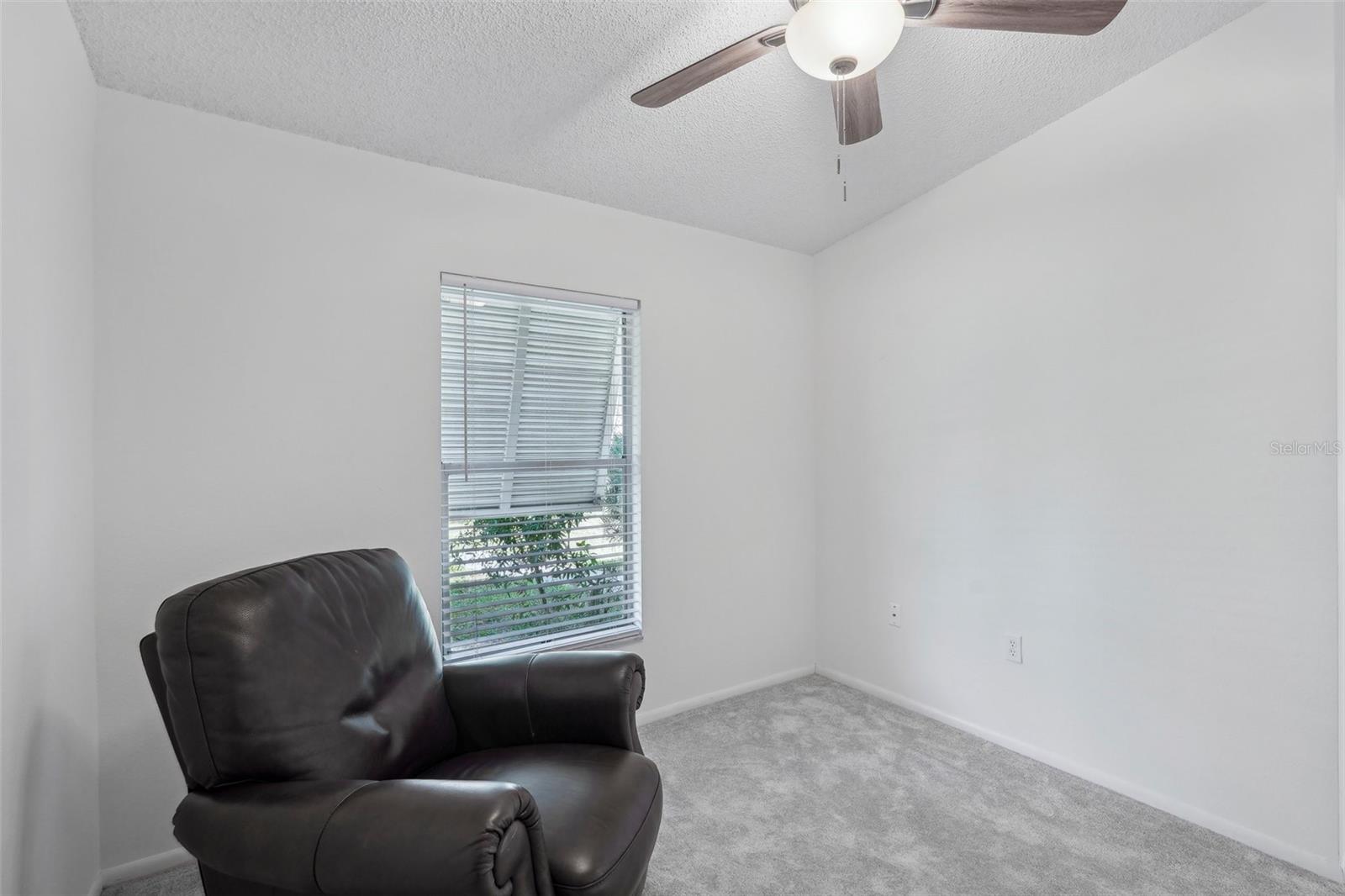 Image 12 of 30 For 5382 Royal Palm Avenue 5382