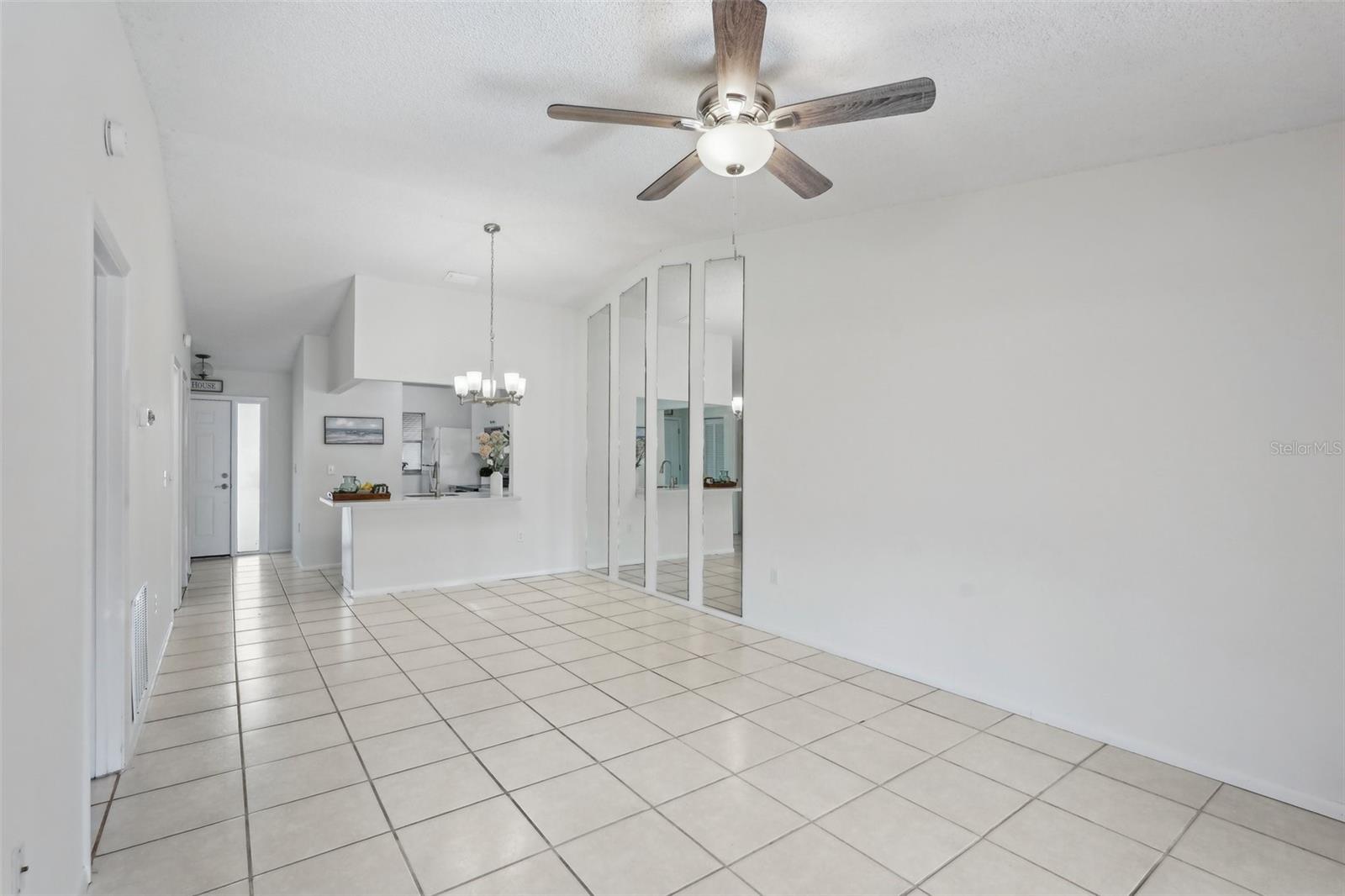 Image 8 of 30 For 5382 Royal Palm Avenue 5382