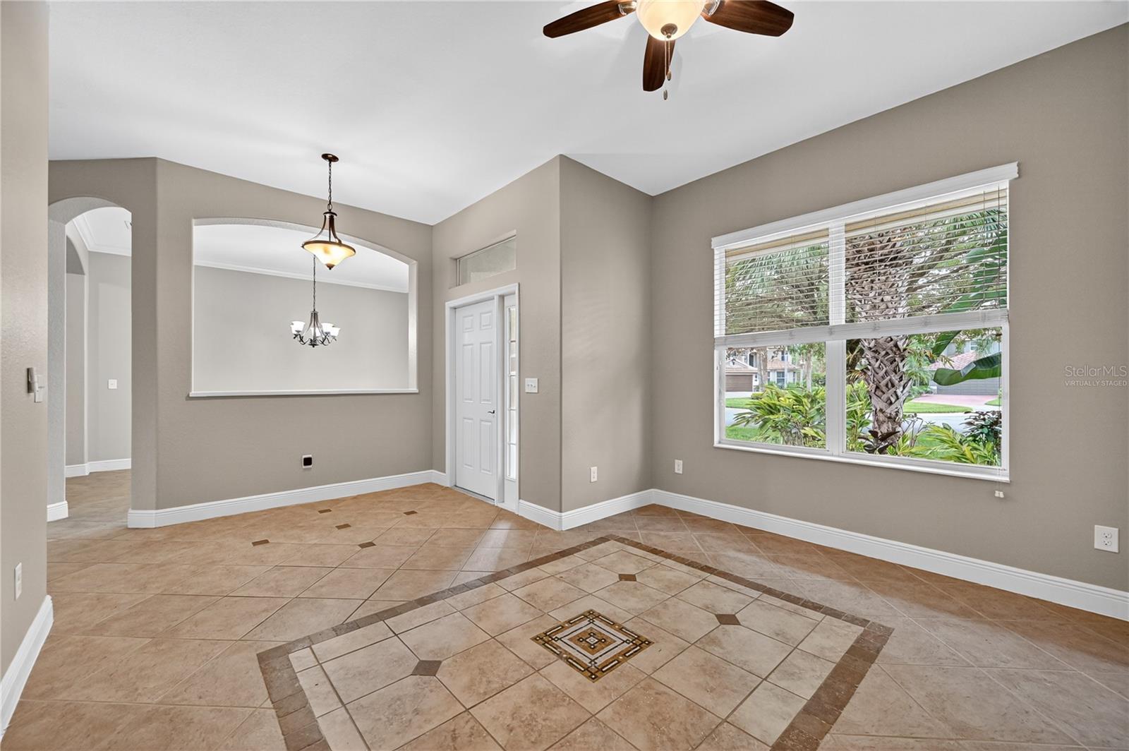 Image 13 of 60 For 13502 Loreo Court