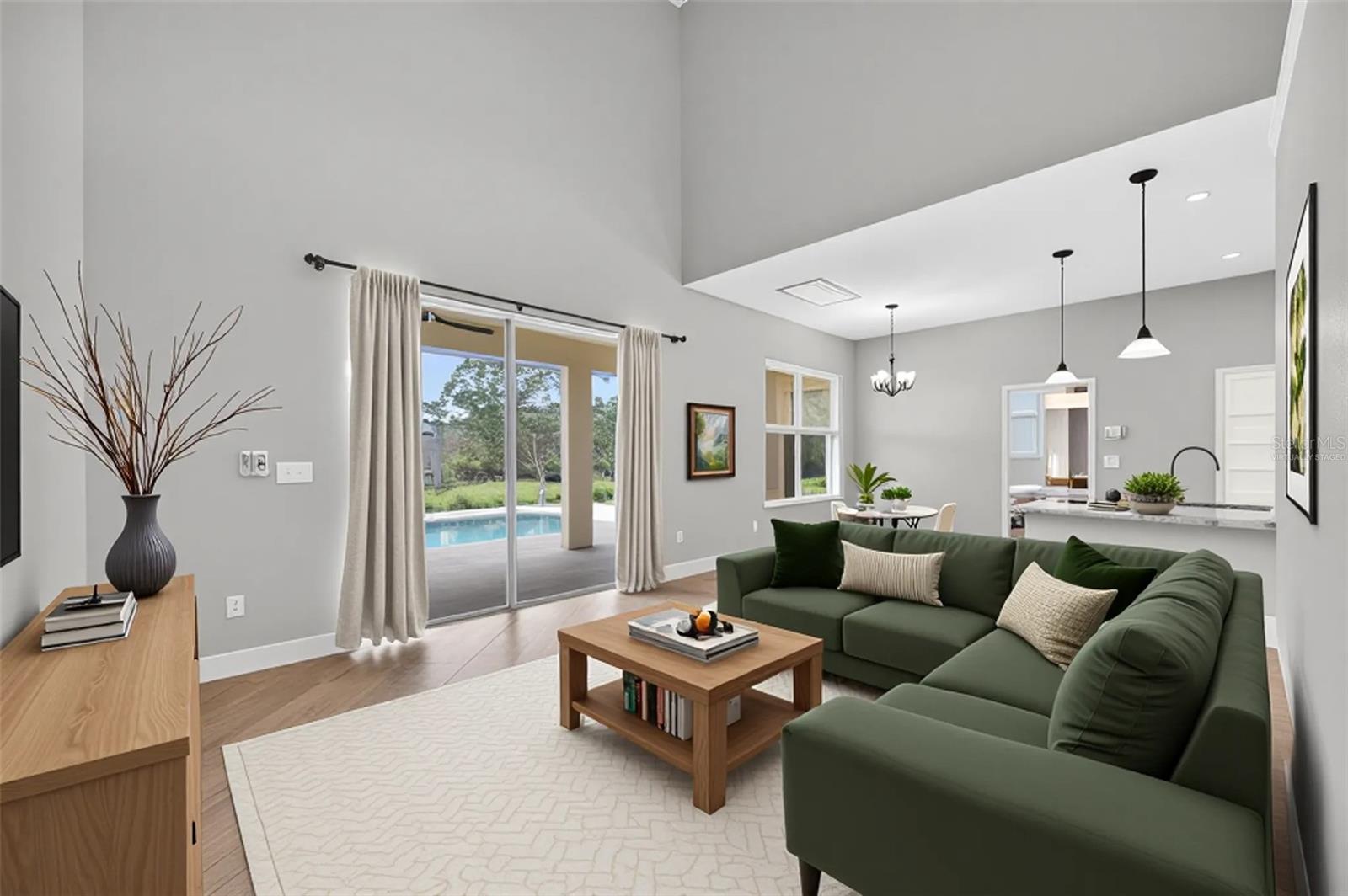 Image 21 of 60 For 13502 Loreo Court