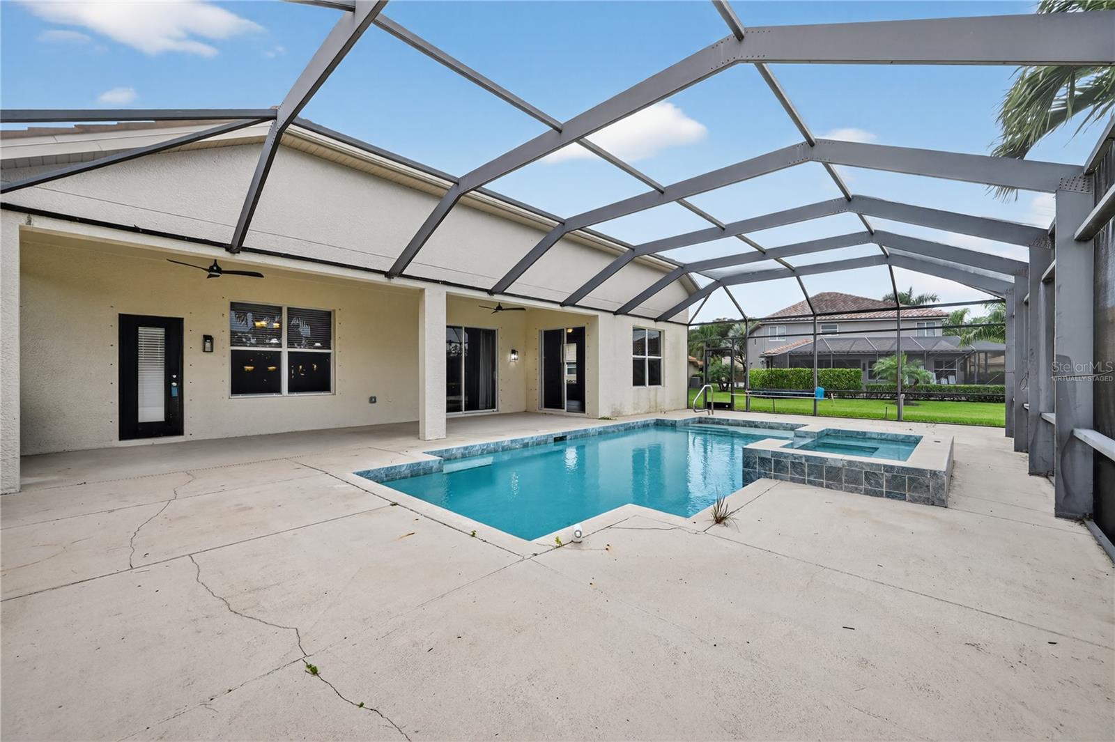 Image 4 of 60 For 13502 Loreo Court