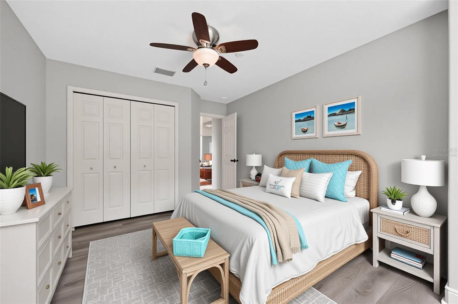 Image 45 of 60 For 13502 Loreo Court