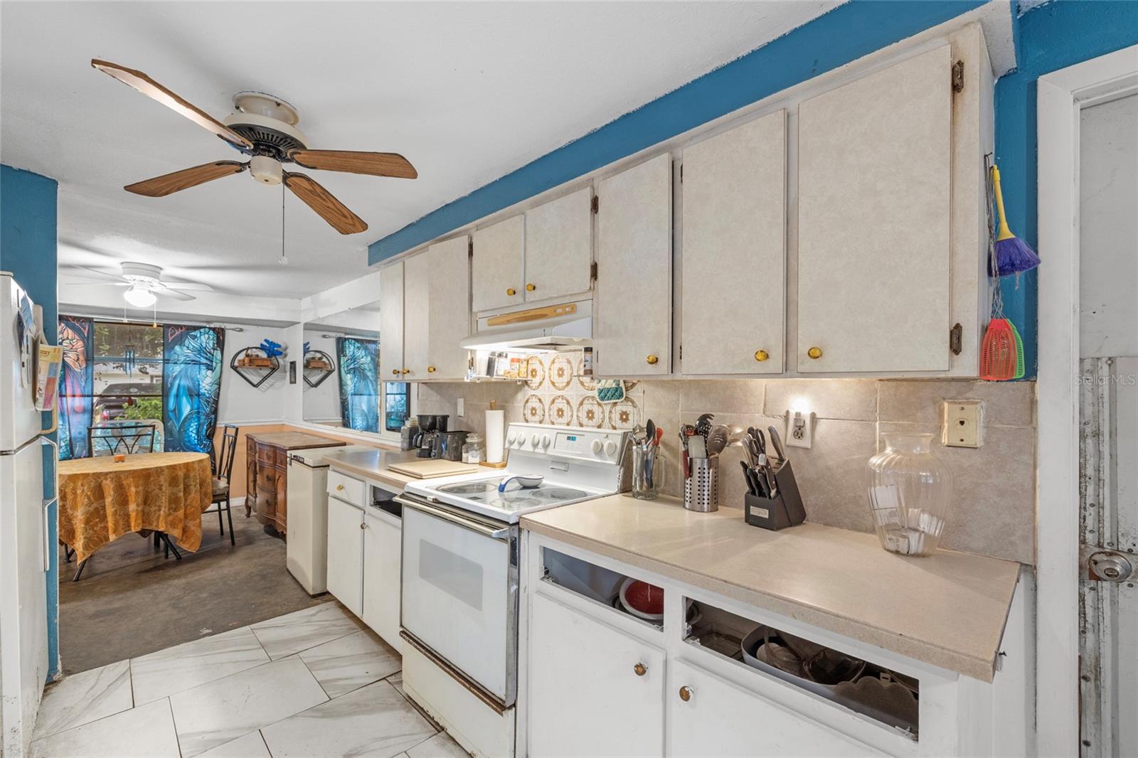 Image 11 of 29 For 3243 Mount Hope Street