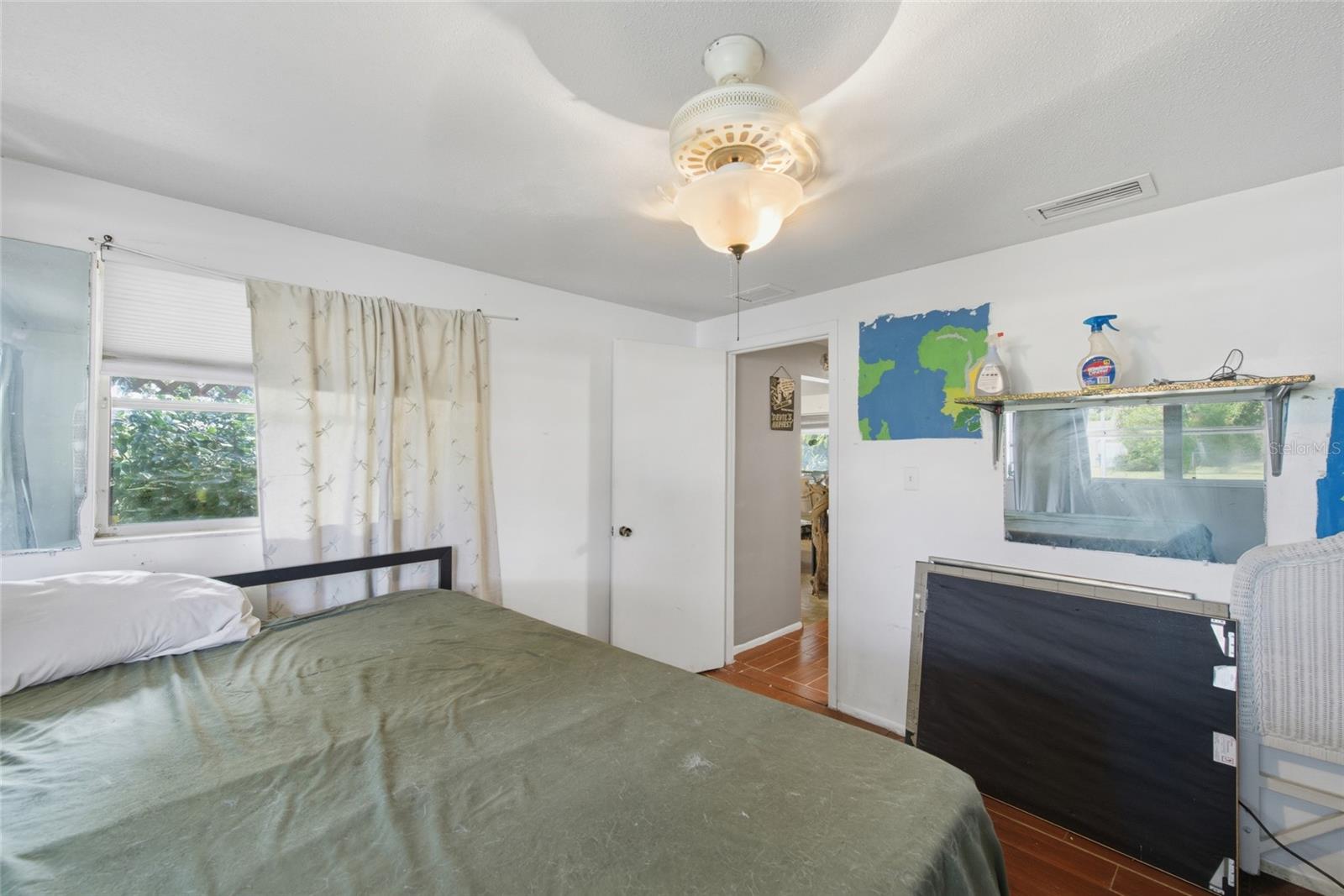 Image 21 of 29 For 3243 Mount Hope Street