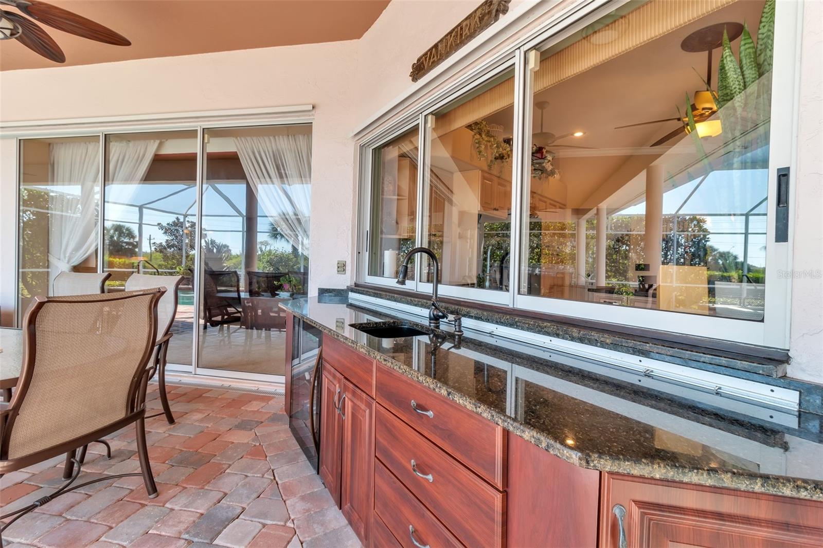 Image 39 of 50 For 1076 Ruisdael Circle