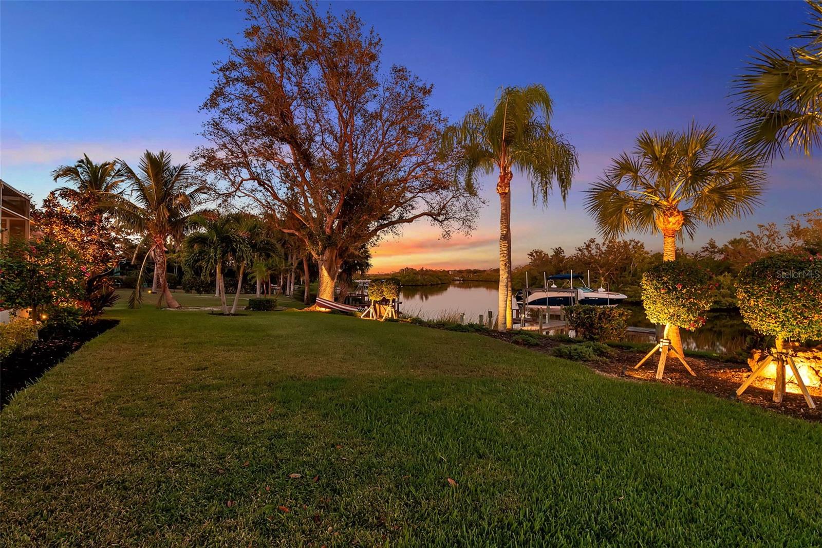 Image 42 of 50 For 1076 Ruisdael Circle