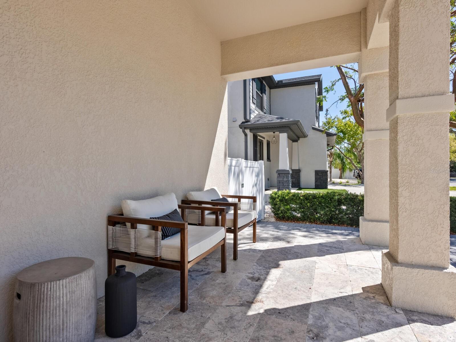 Image 3 of 47 For 2159 Hawthorne Street