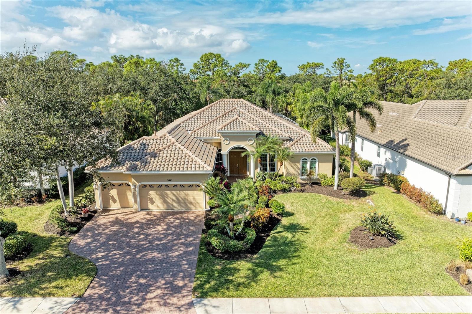 Image 14 of 100 For 7642 Tralee Way