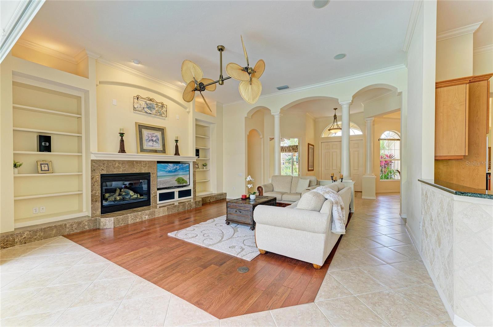 Image 4 of 100 For 7642 Tralee Way