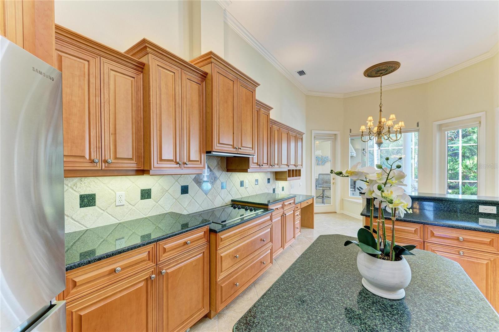 Image 42 of 100 For 7642 Tralee Way