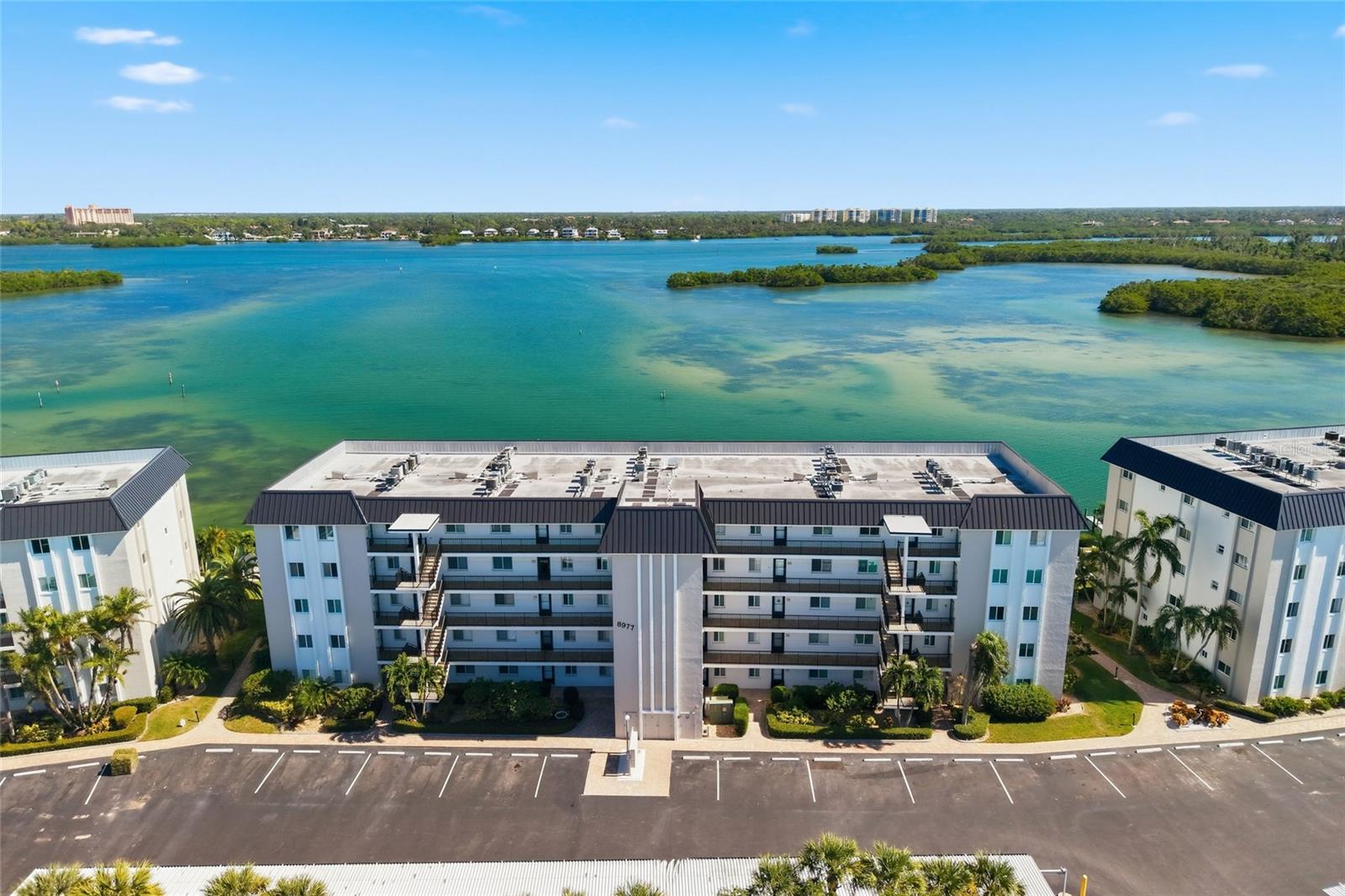 Image 2 of 82 For 8977 Midnight Pass Road 223