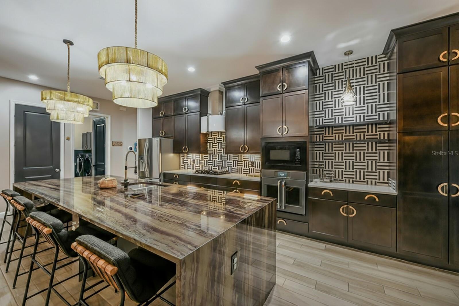 Image 18 of 95 For 16113 Tradewind Terrace