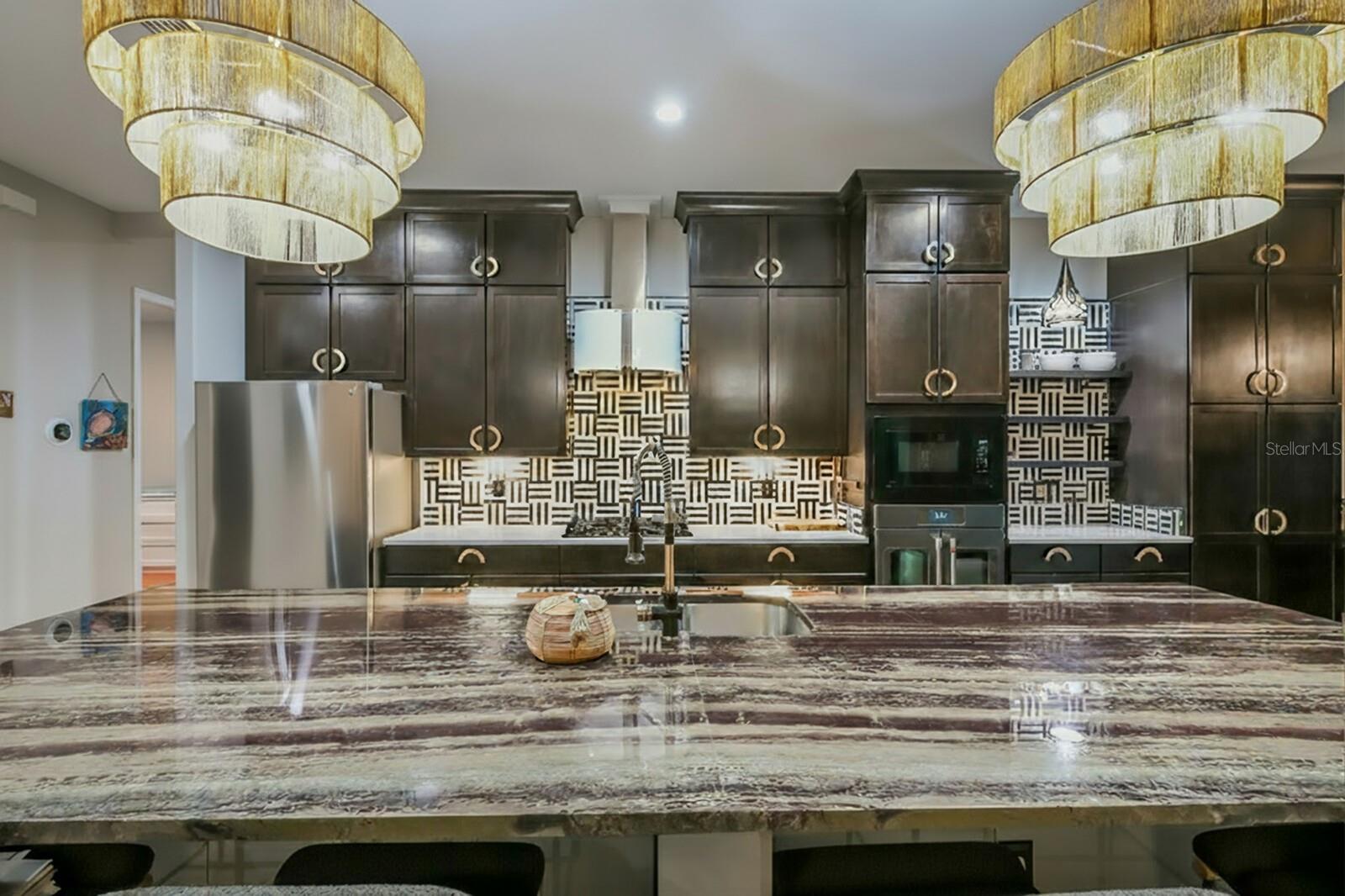 Image 19 of 95 For 16113 Tradewind Terrace