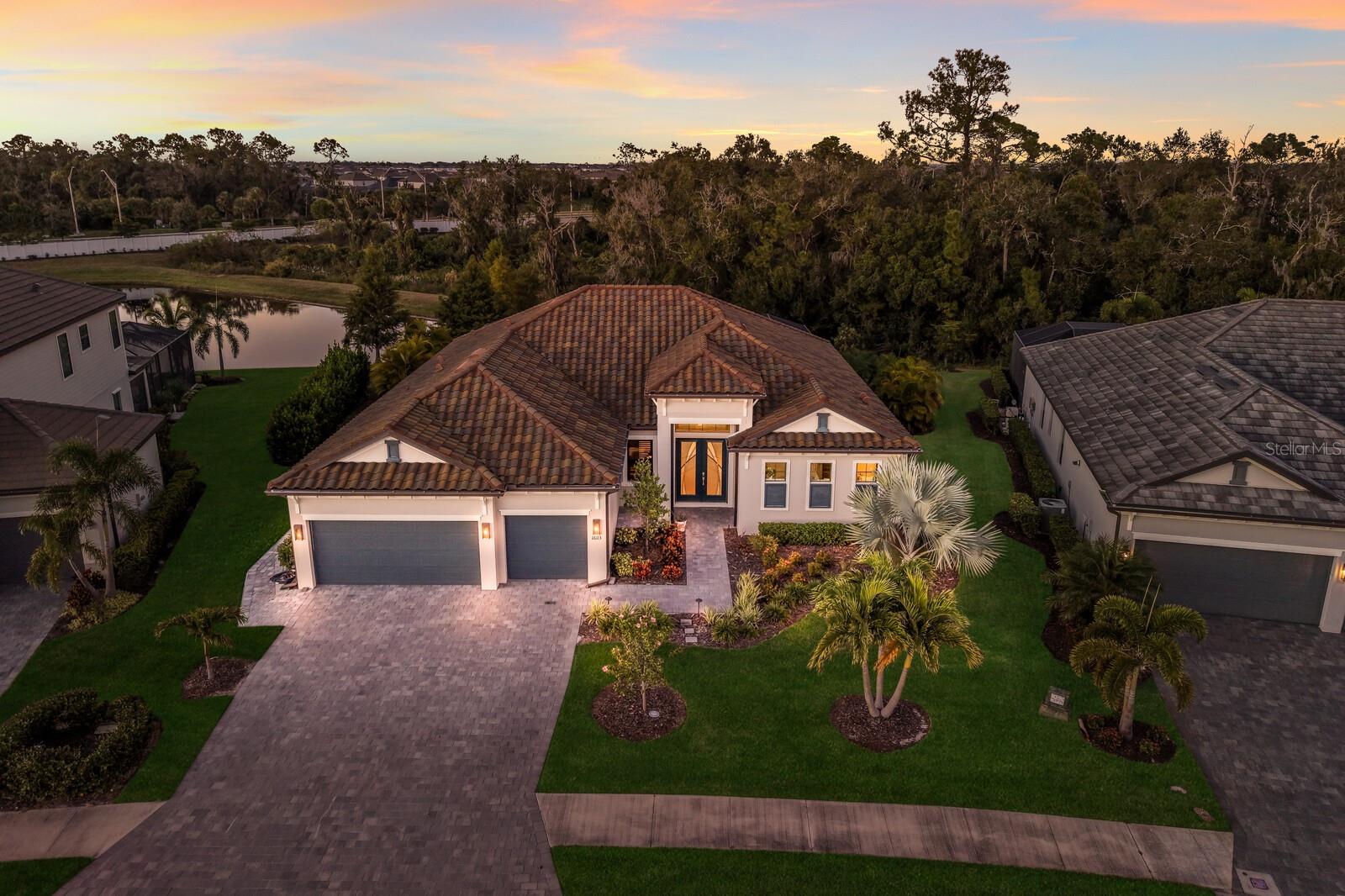 Image 2 of 95 For 16113 Tradewind Terrace