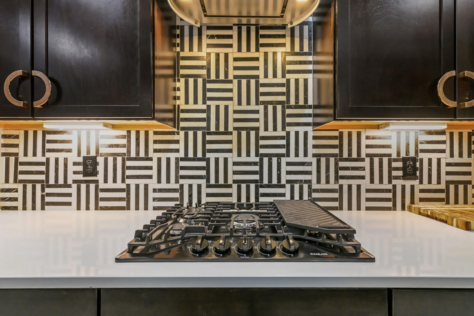 Image 23 of 95 For 16113 Tradewind Terrace