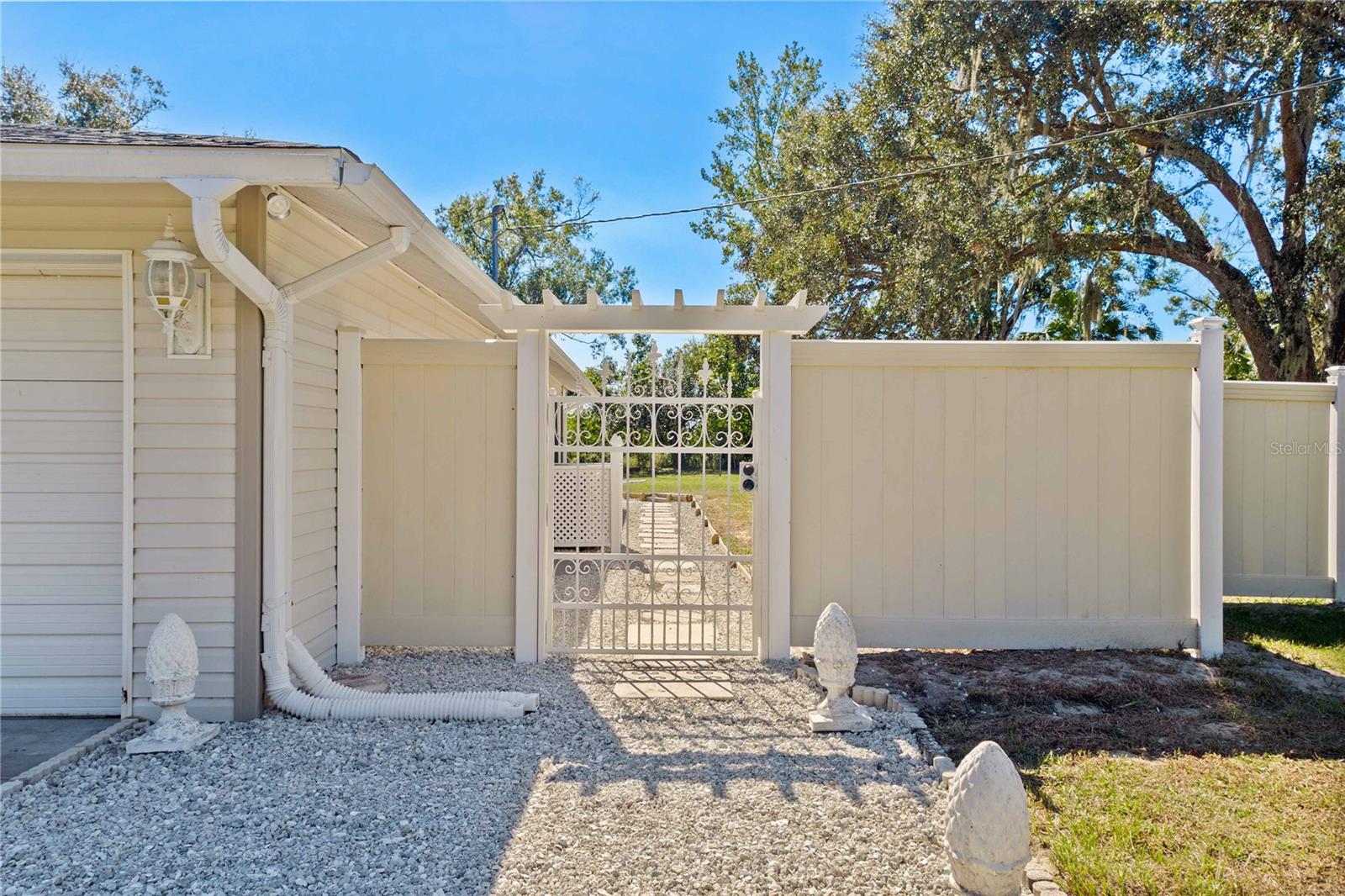 Image 5 of 37 For 3411 Davis Street