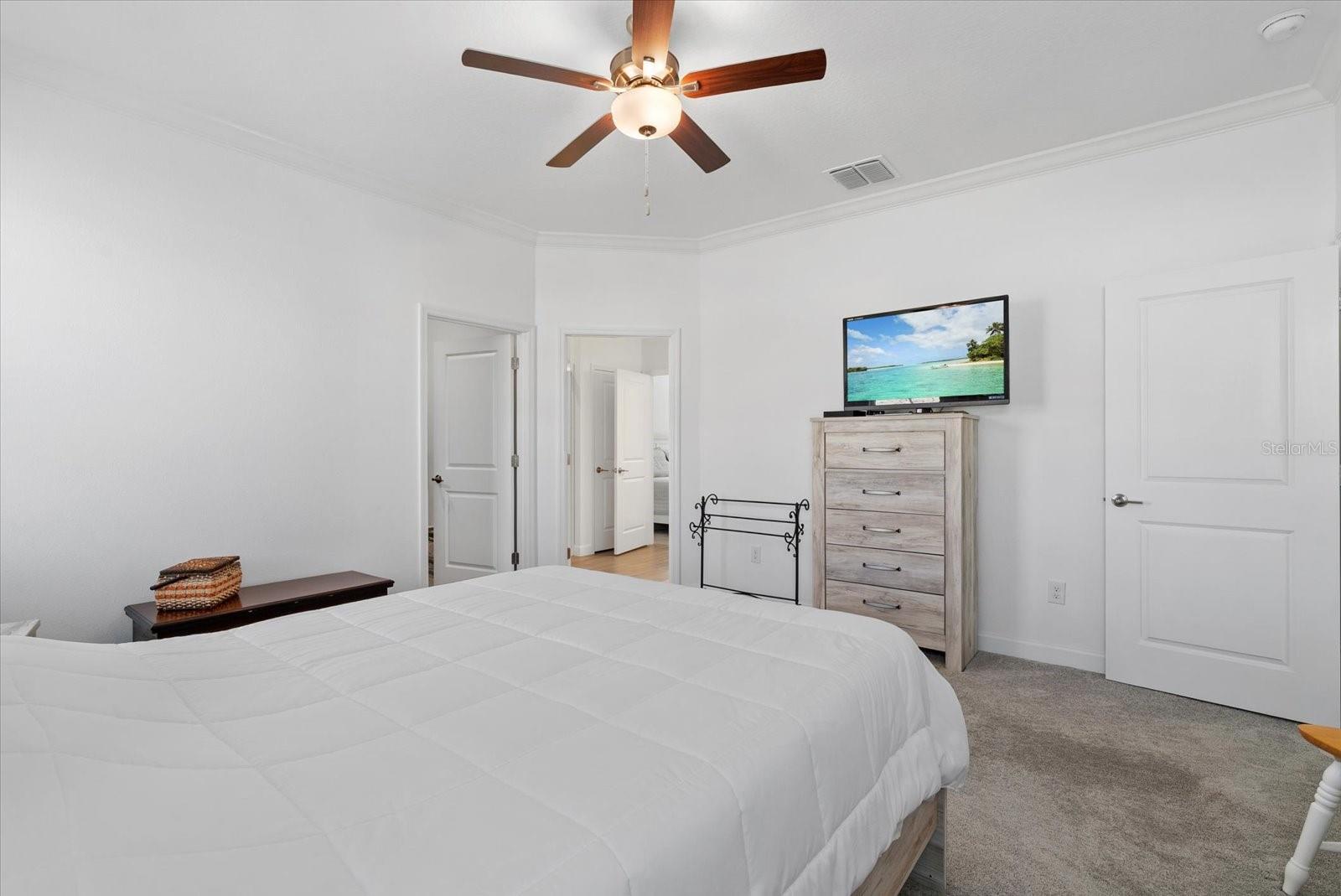 Image 23 of 52 For 5524 Little Path Drive