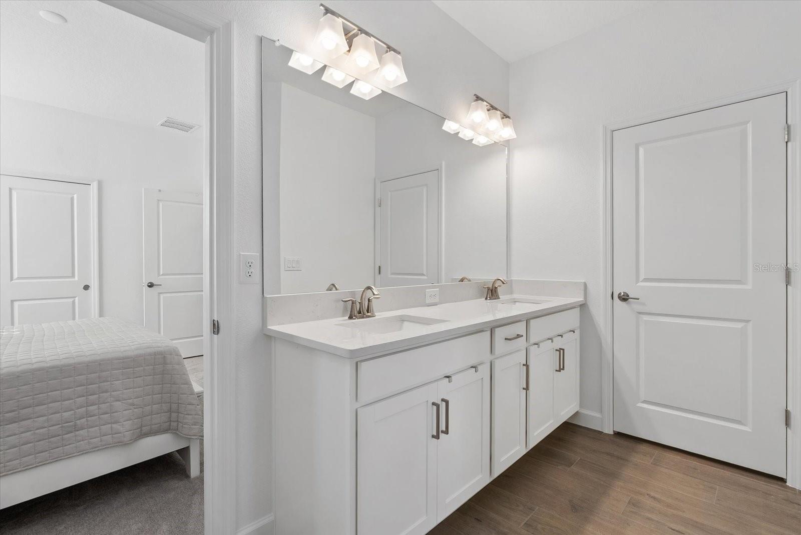 Image 25 of 52 For 5524 Little Path Drive