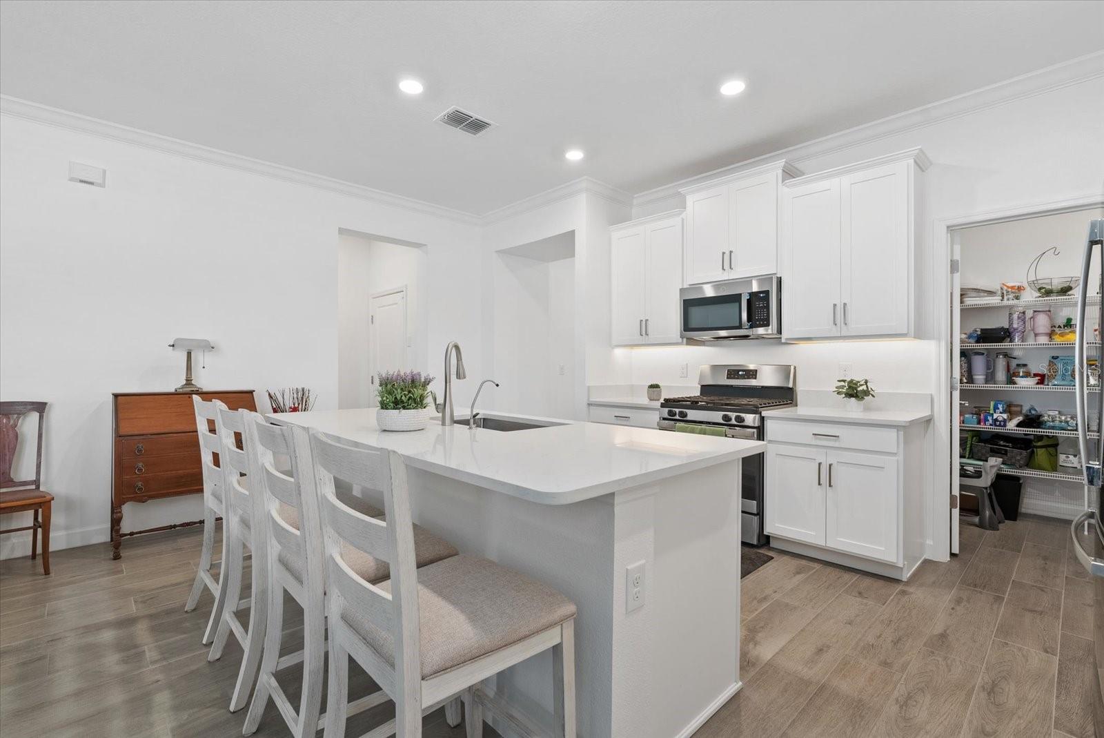 Image 8 of 52 For 5524 Little Path Drive