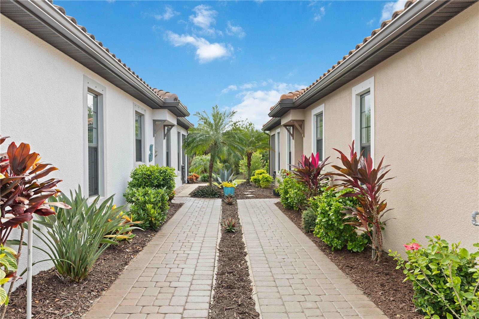 Image 10 of 74 For 5335 Rushmere Court