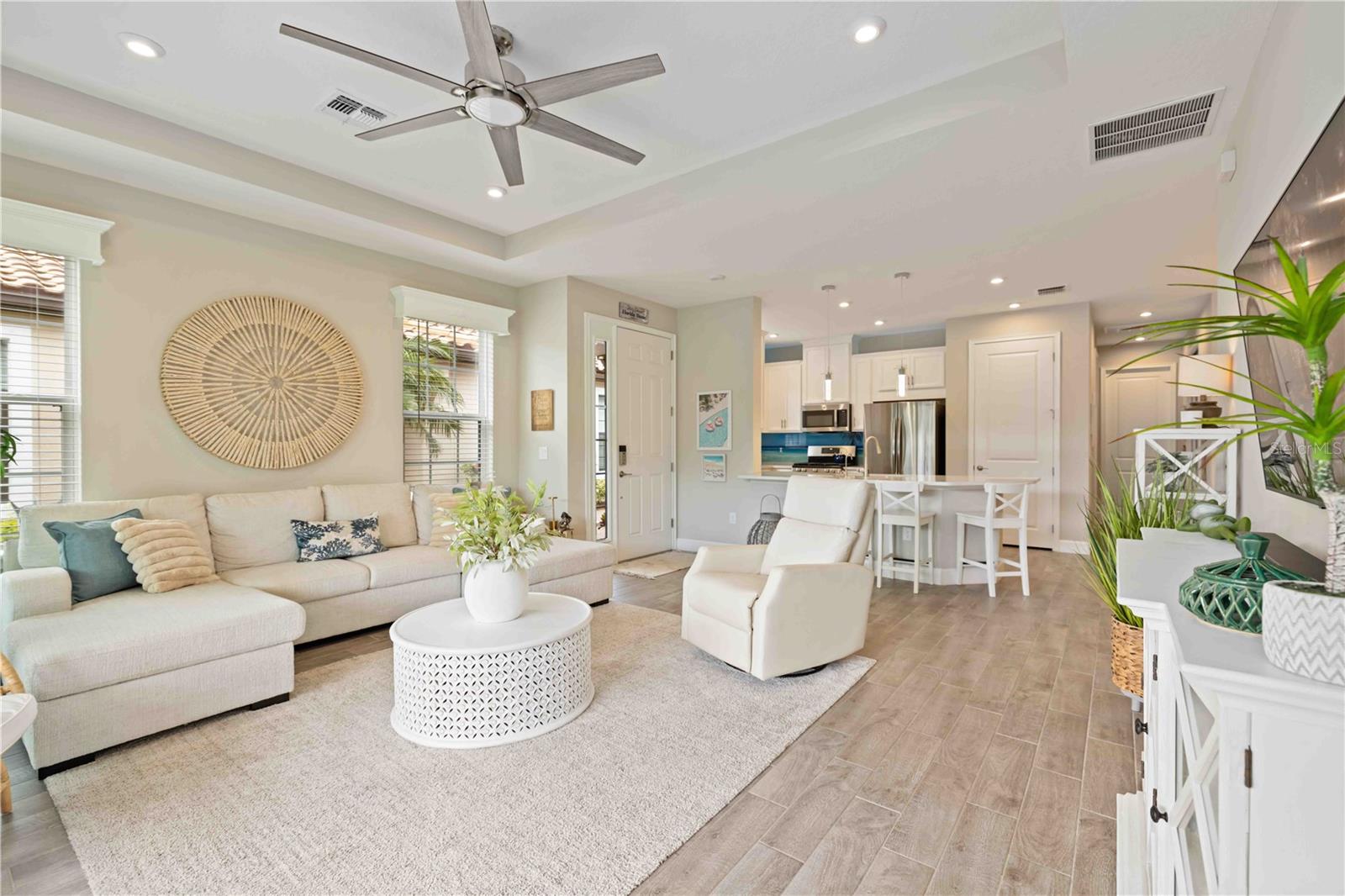 Image 14 of 74 For 5335 Rushmere Court