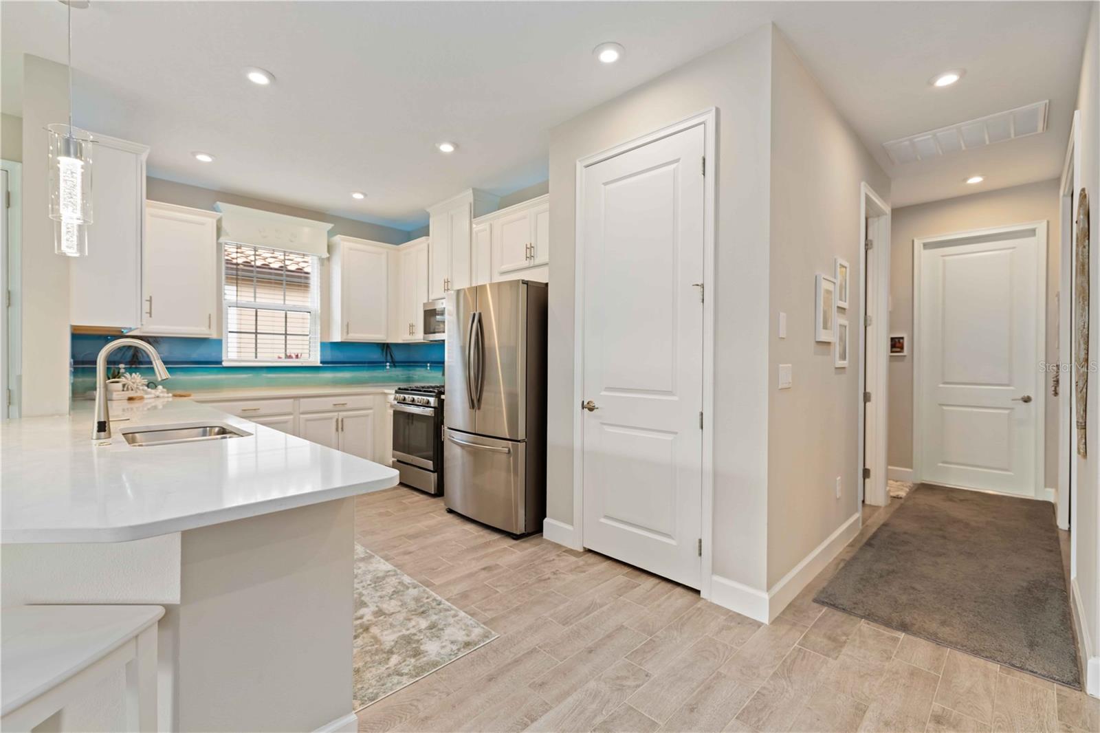 Image 18 of 74 For 5335 Rushmere Court