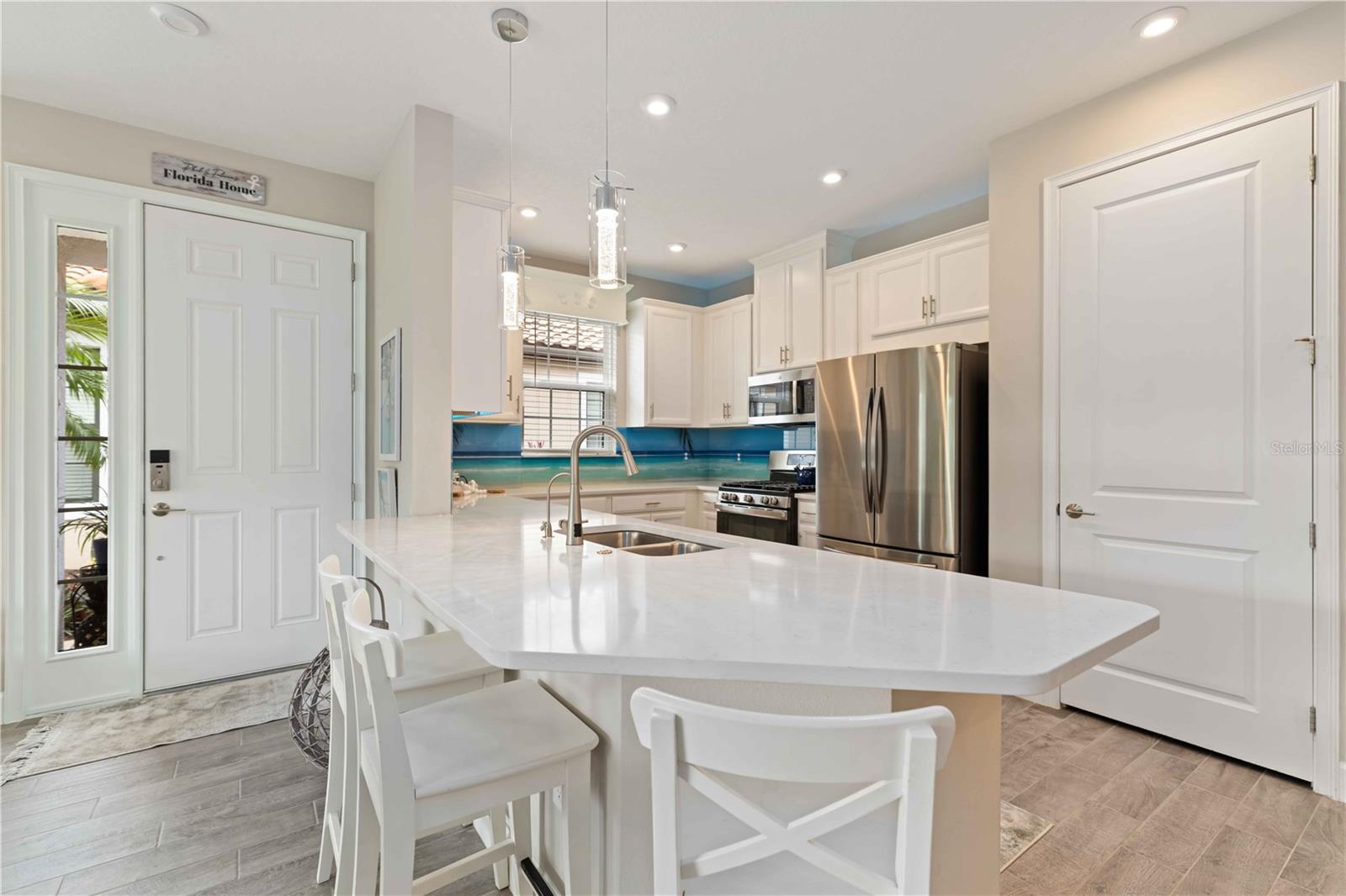 Image 4 of 74 For 5335 Rushmere Court