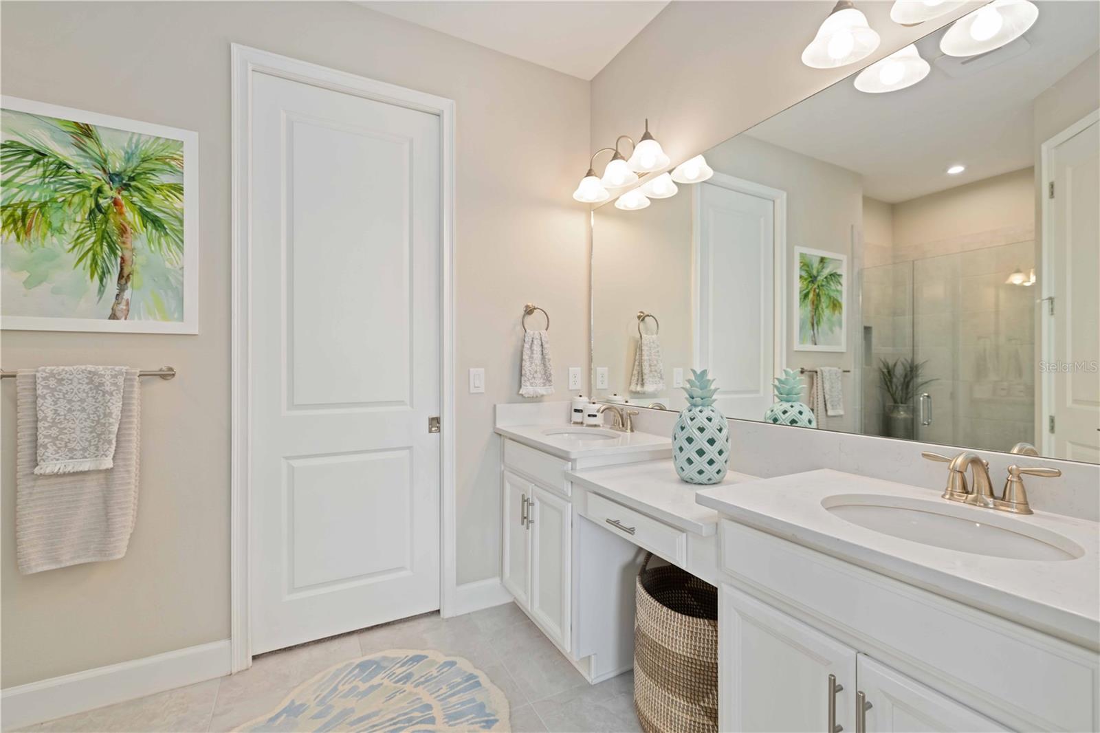 Image 41 of 74 For 5335 Rushmere Court