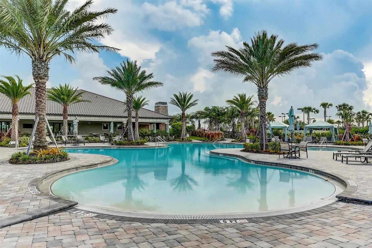 Image 57 of 74 For 5335 Rushmere Court