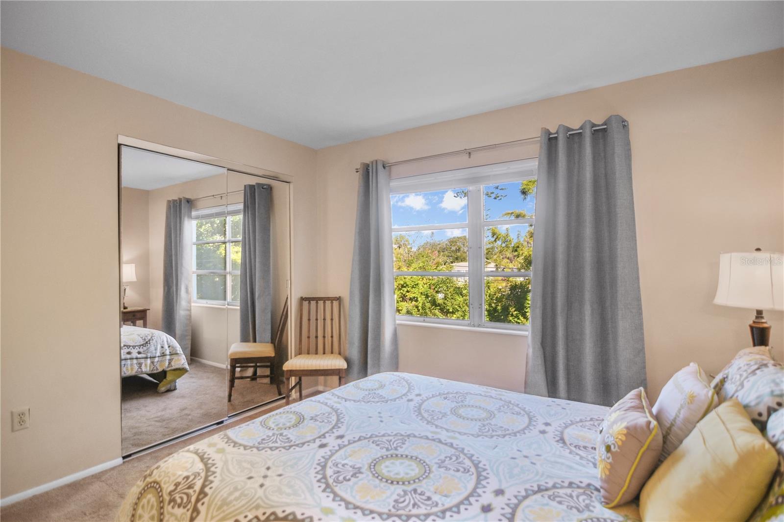 Image 16 of 29 For 1867 Restful Drive L-22