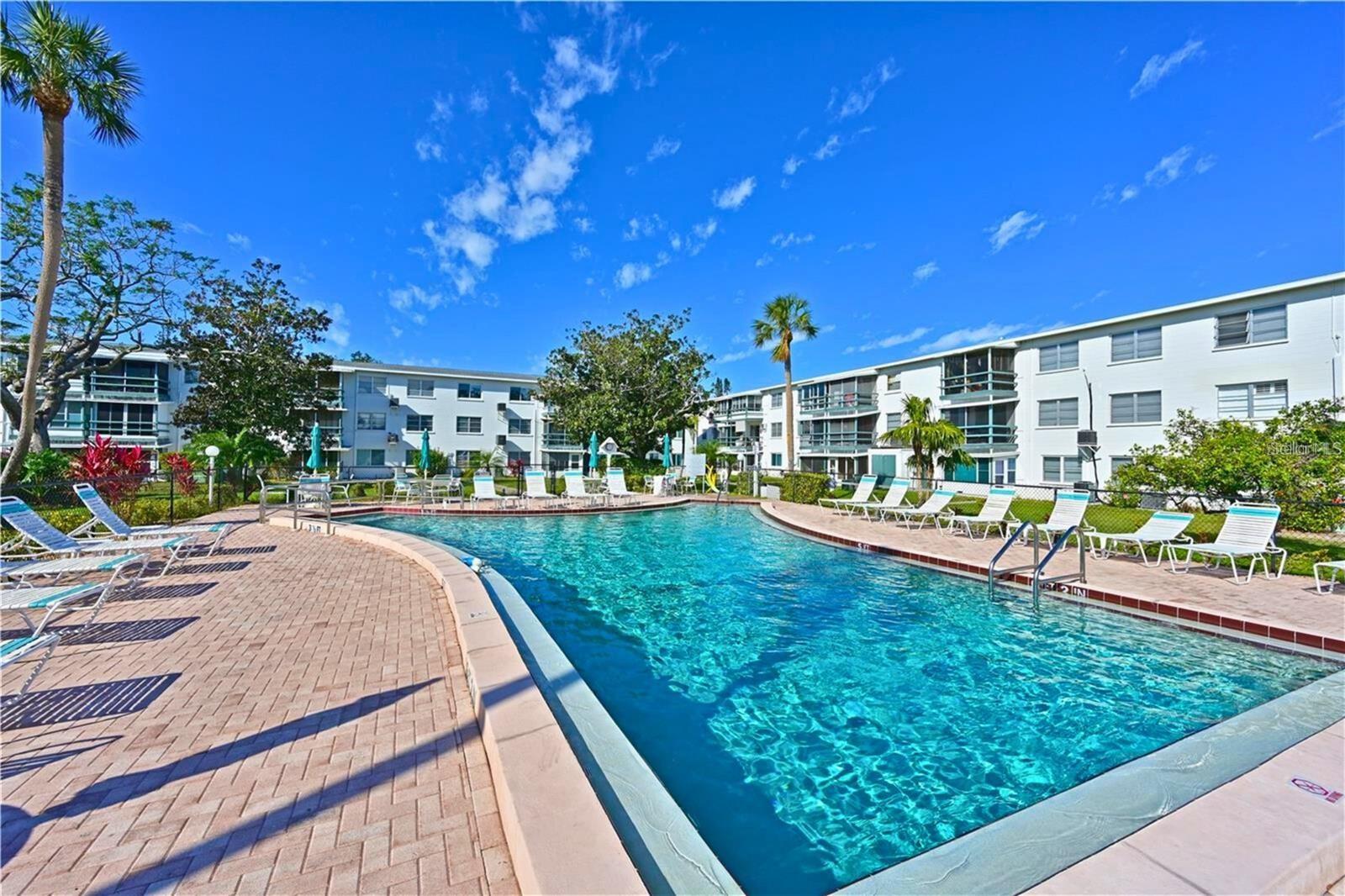 Image 3 of 29 For 1867 Restful Drive L-22