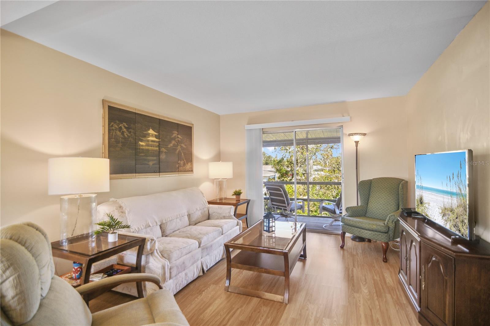 Image 8 of 29 For 1867 Restful Drive L-22