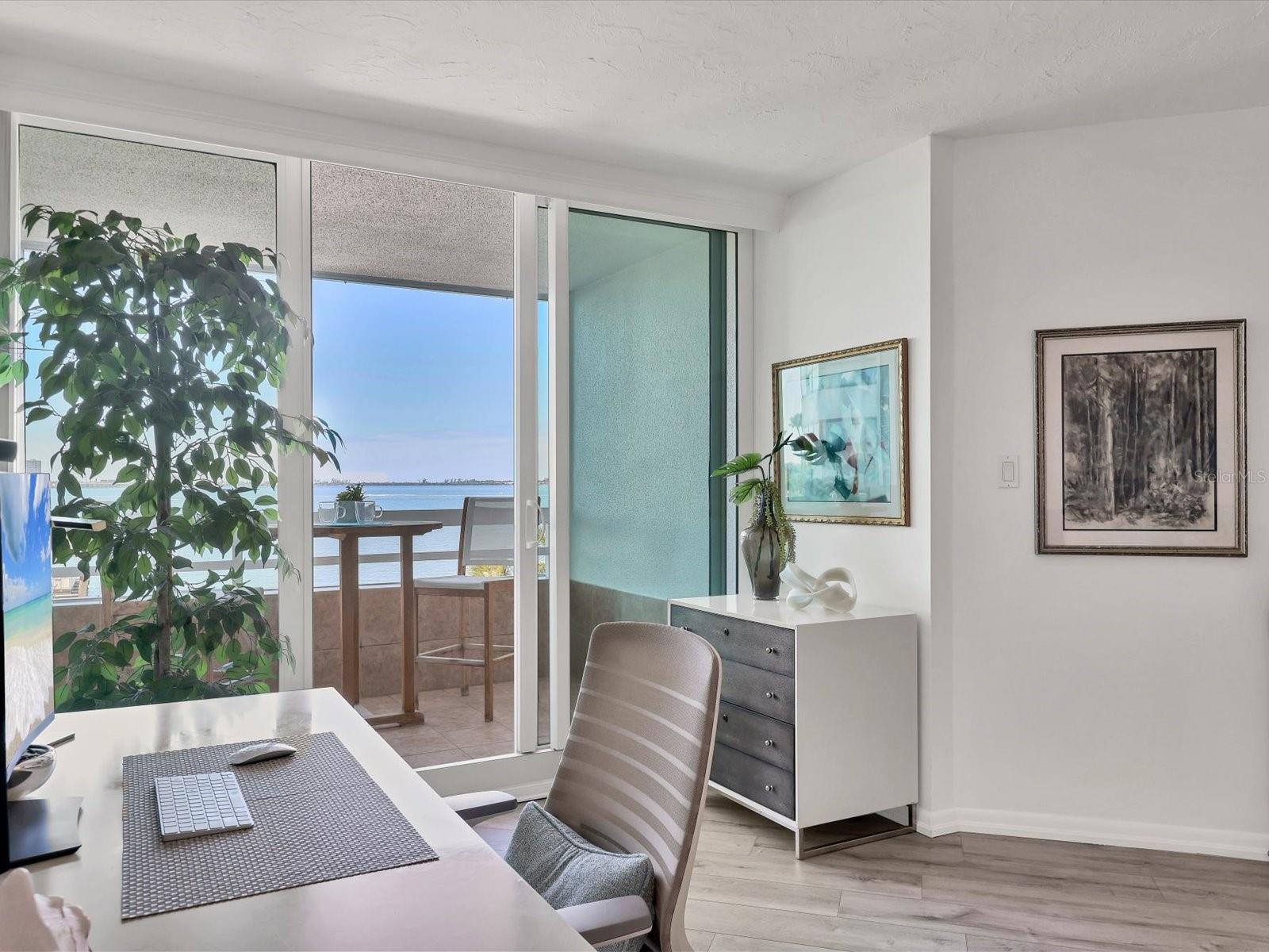 Image 22 of 56 For 988 Blvd Of The Arts 414