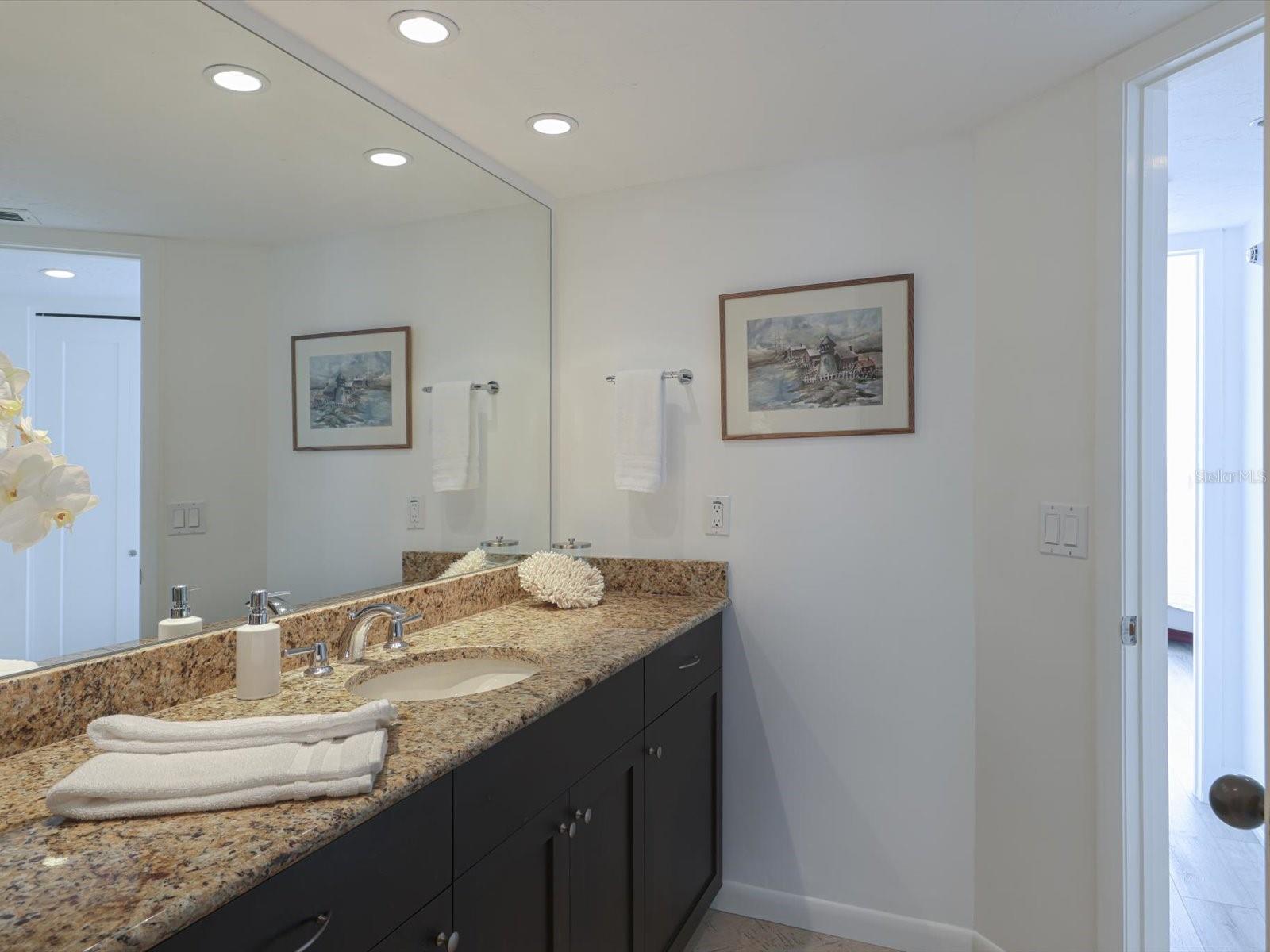 Image 29 of 56 For 988 Blvd Of The Arts 414