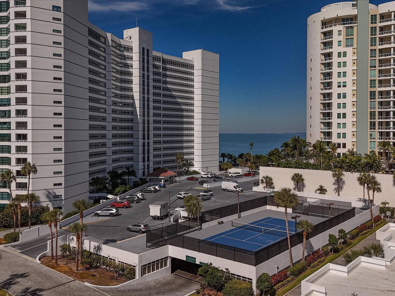 Image 40 of 56 For 988 Blvd Of The Arts 414