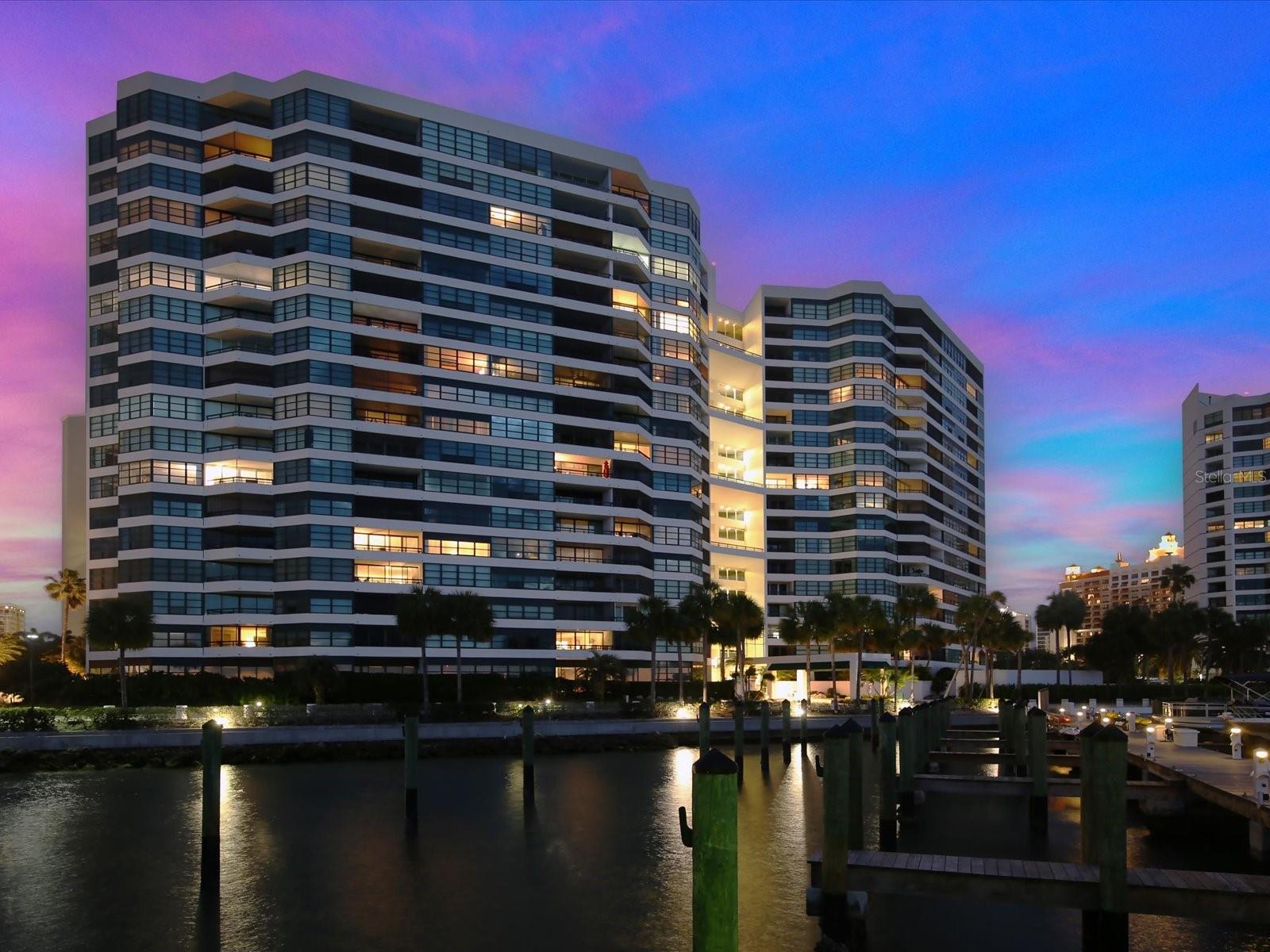 Image 41 of 56 For 988 Blvd Of The Arts 414