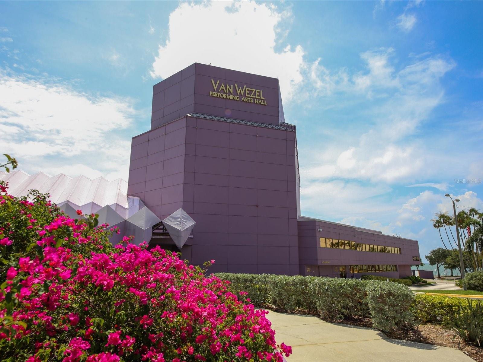 Image 44 of 56 For 988 Blvd Of The Arts 414