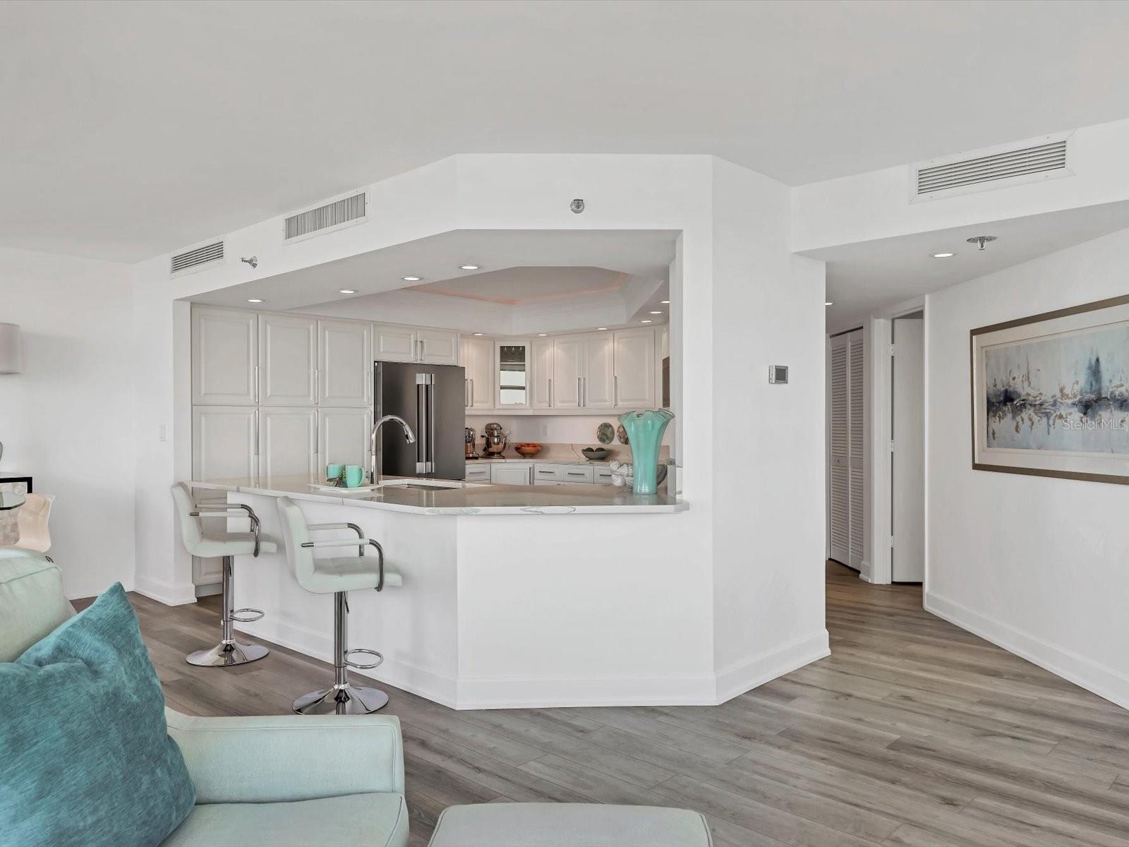 Image 9 of 56 For 988 Blvd Of The Arts 414