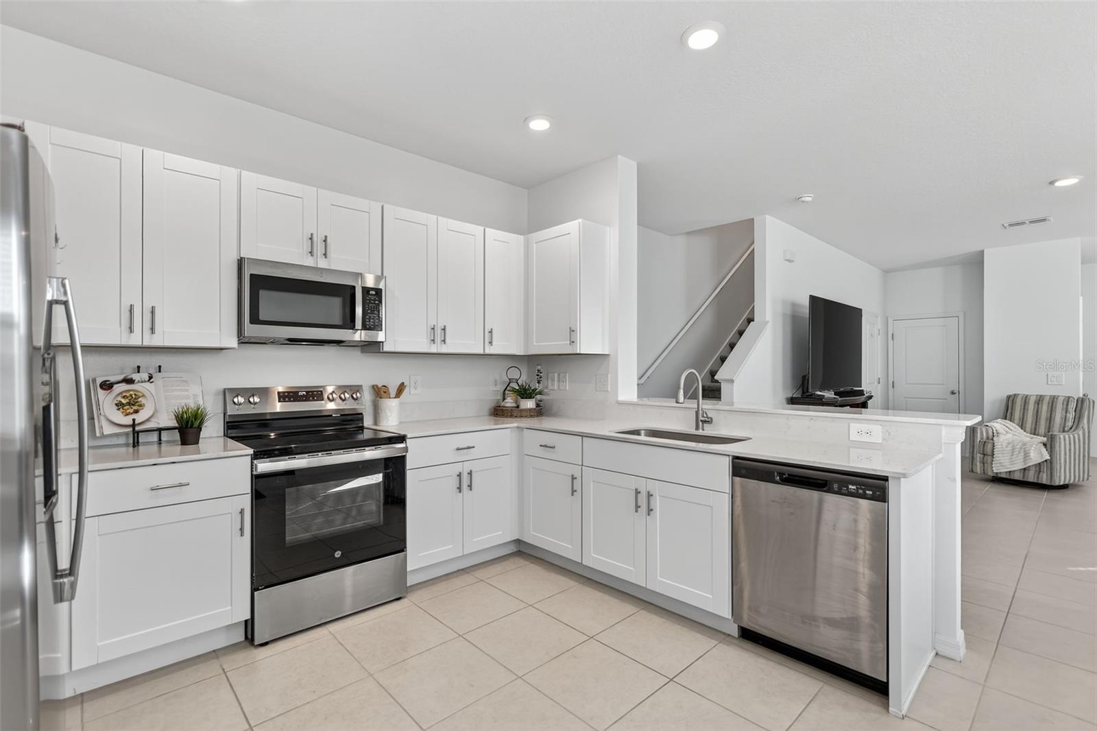 Image 10 of 36 For 2632 Sunray Venus Way