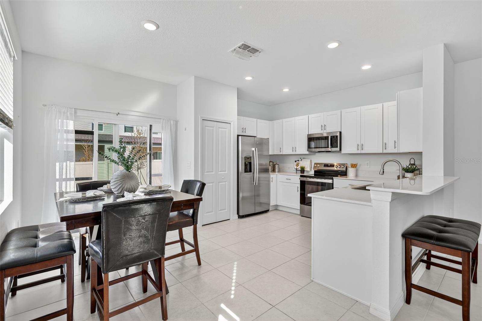 Image 12 of 36 For 2632 Sunray Venus Way