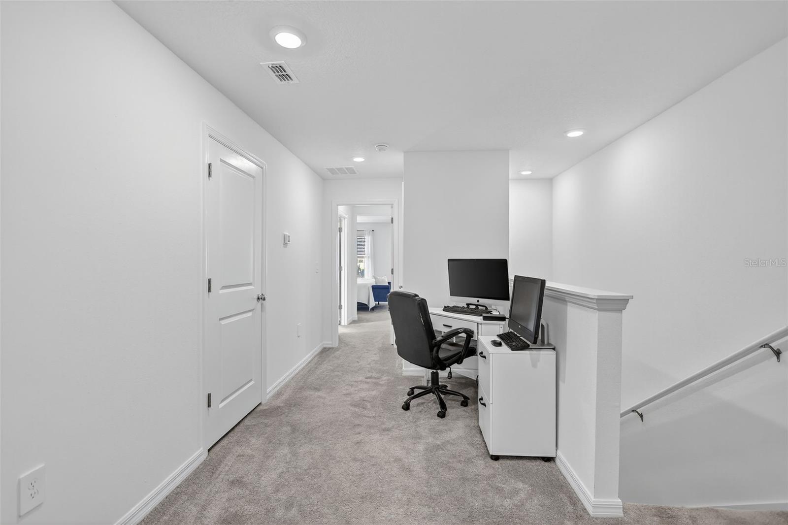 Image 19 of 36 For 2632 Sunray Venus Way