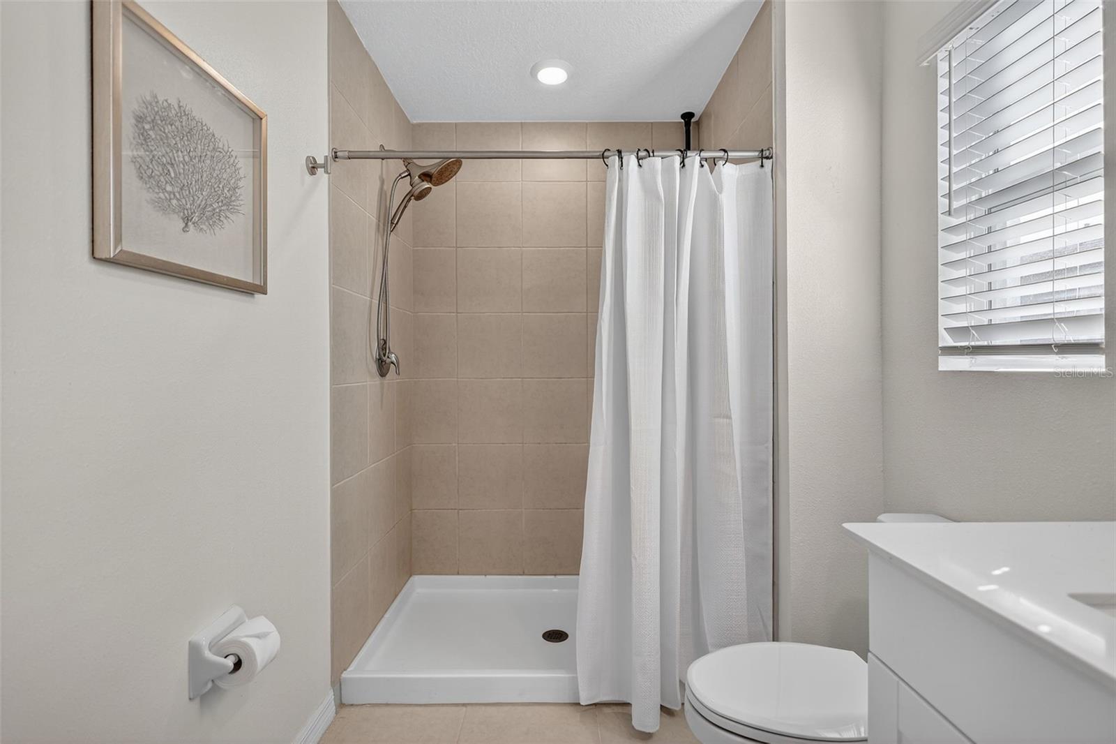 Image 25 of 36 For 2632 Sunray Venus Way