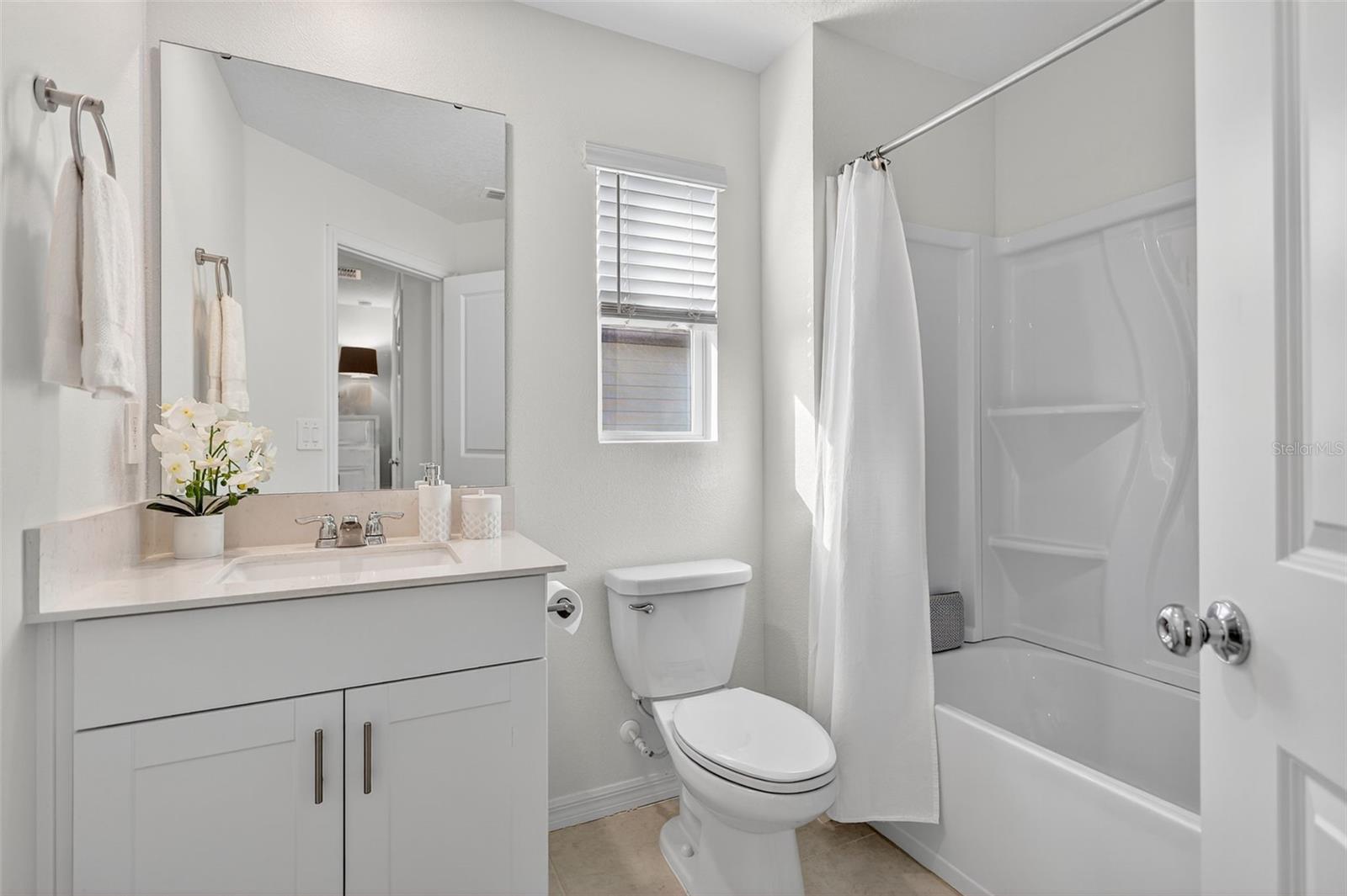 Image 28 of 36 For 2632 Sunray Venus Way