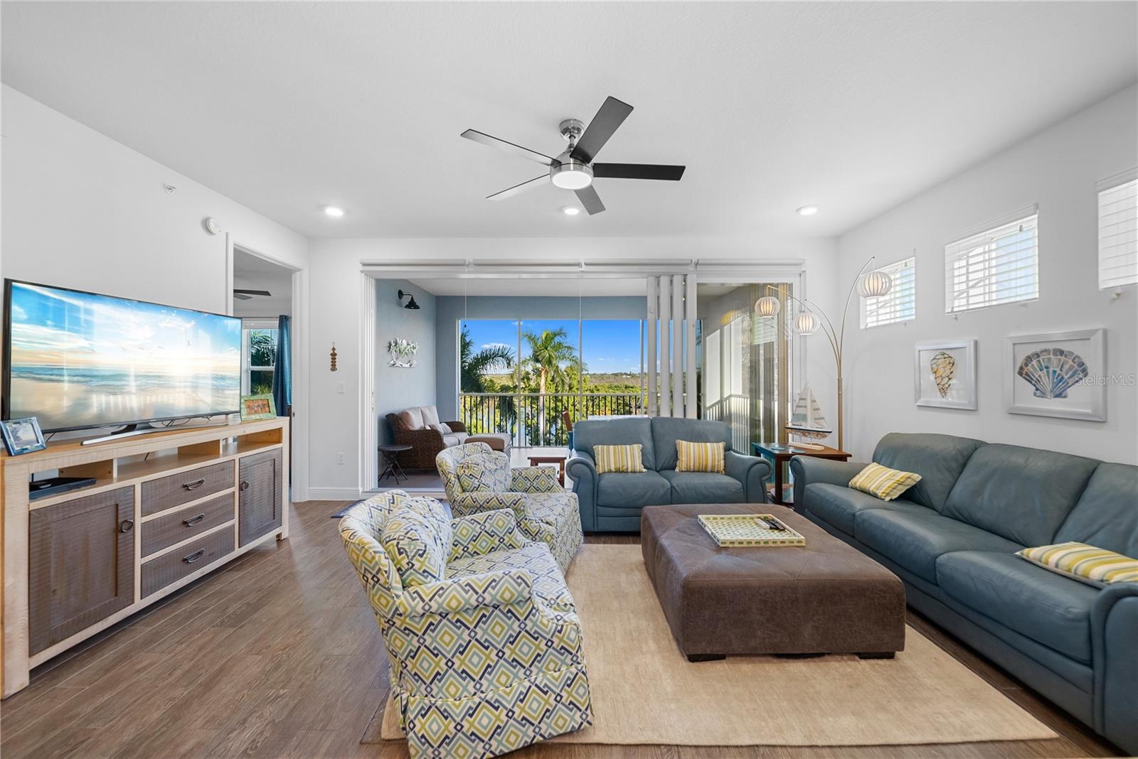 Image 17 of 72 For 391 Aruba Circle 303