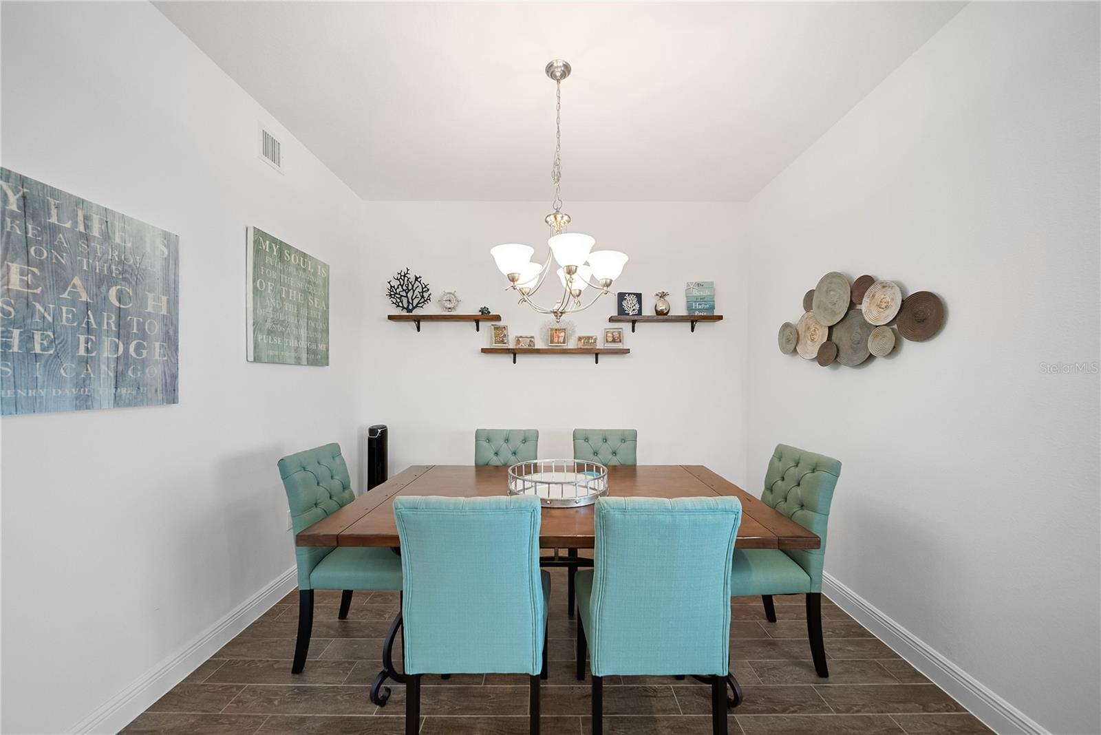 Image 7 of 72 For 391 Aruba Circle 303