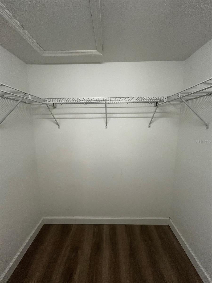 Image 6 of 14 For 4089 Lake Forest Drive