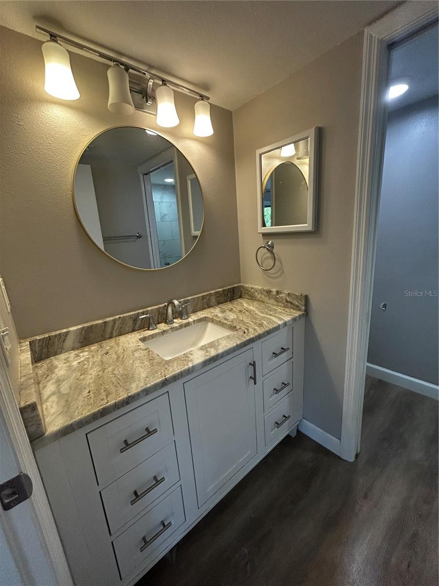 Image 7 of 14 For 4089 Lake Forest Drive