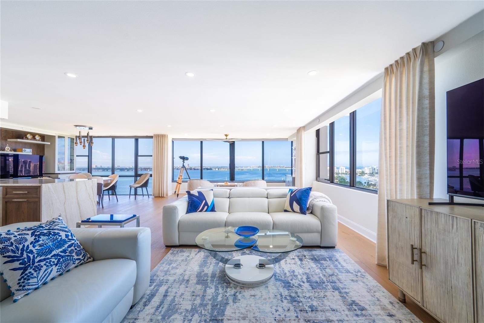 Image 13 of 86 For 770 Palm Avenue 1704